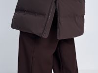 Пуховое стеганое пальто с капюшоном