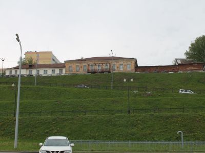 Памятник историко-революционный – гражданское здание, с 1917 по 1921 гг. – клуб коммунистов.