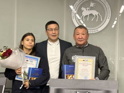 Якутянка Александра Копылова завоевала серебро на первенстве Европы по женской борьбе