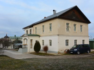 Дом игумена