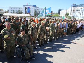 На главной площади Якутска чествовали ветеранов боевых действий