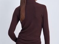 Водолазка приталенного силуэта