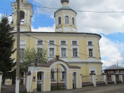 Ограда с 2 воротами