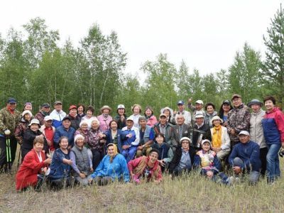 Для ветеранов организовали оздоровительно-познавательные поездки в Кэнкэмэ и Намский район
