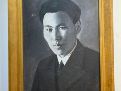 В Якутске открылась выставка к 115-летию народного артиста Василия Местникова