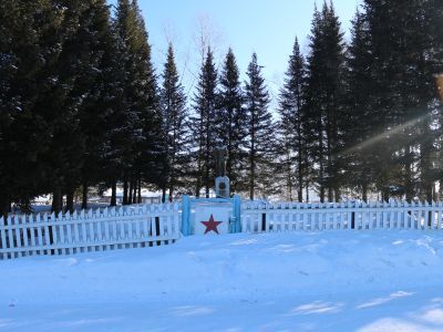 Обелиск павшим землякам в Великой Отечественной войне