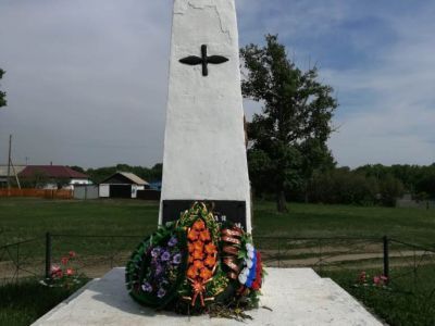 Памятник воинам, погибшим в годы Великой Отечественной войны (1941-1945 гг.)