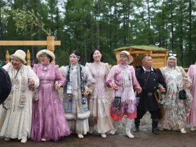 Более 100 запевал осуохай участвуют в конкурсе на Ысыхе Олонхо