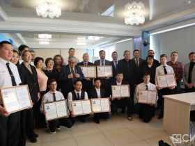 Именные стипендии Владимира Членова вручили 13 лучшим студентам и преподавателям