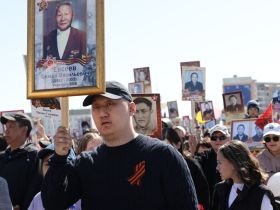 Фото. В Якутске акция «Бессмертный полк» собрала более 50 тысяч человек