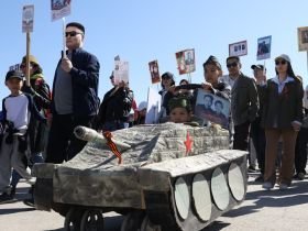 Фото. В Якутске акция «Бессмертный полк» собрала более 50 тысяч человек