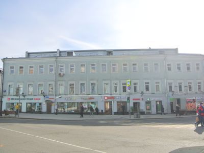 Доходный дом Вятского архиерейского подворья, 1780-1790-е гг., XIX в.