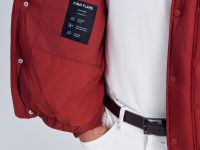 Пуховая стеганая куртка с капюшоном