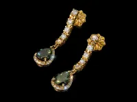 Пусеты из желтого золота с и хромдиопсидами э0354пс01260352_white