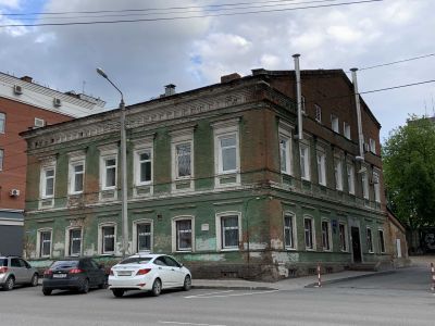 Здание, где по инициативе передовой интеллигенции был открыт научно-промышленный музей