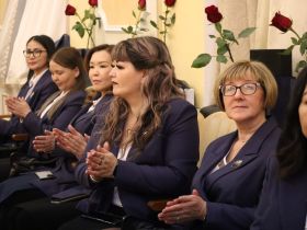 В Якутске наградили лучших сотрудников ЗАГС по итогам 2025 года