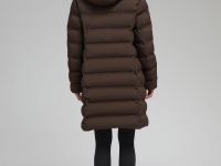 Утепленное пальто с капюшоном