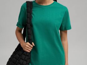 Футболка свободного кроя из джерси