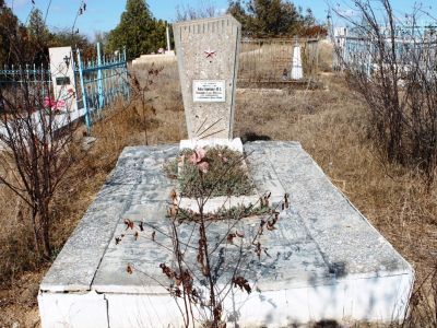 Могила советского воина Н.С.Матвиенко