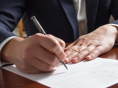 Должностные лица муниципального образования приговорены к штрафу  за фальсификацию доказательств по административному делу