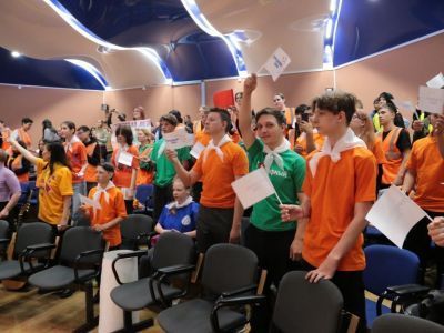 Вперед, в лето: открылась первая смена трудового лагеря ЦДО