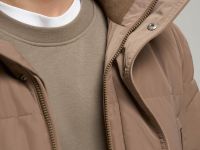 Пуховое полупальто со съемным капюшоном