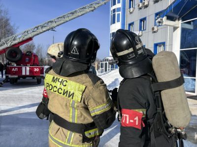 Масштабные пожарно‑тактические учения прошли в Ленске