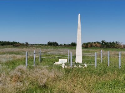 Братская могила советских воинов, погибших в период Сталинградской битвы