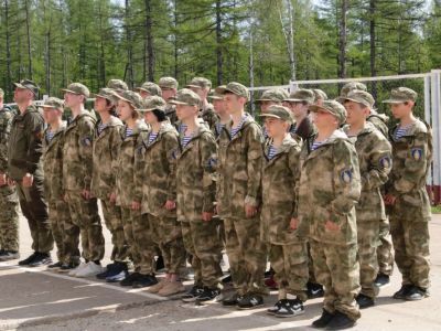 Военно-патриотический лагерь «Честь имею» принял 45 ребят