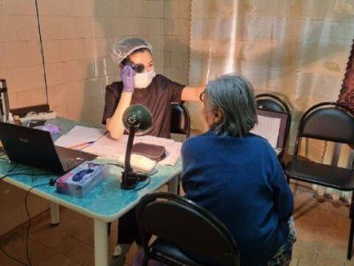 Мобильные доктора работают в посёлке Депутатский Усть-Янского района