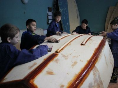 Как в Якутии создают яхты и обучают детей парусному спорту