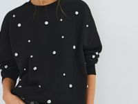 Свитшот с декоративными заклёпками, Черный