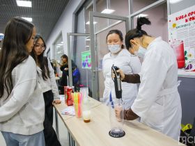 В Якутске проходит фестиваль профессий для школьников «Якутия – мои горизонты»