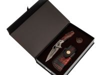 Складной нож Витязь, сталь дамаск, рукоять дерево, художественное травление