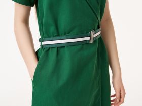 Лёгкое платье Lacoste с поясом