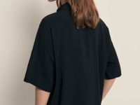 Блузка свободного кроя с коротким рукавом