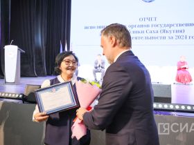 В Якутске ветеранам Великой Отечественной войны вручили медали 80-летия Победы