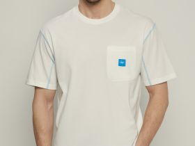 Футболка свободного силуэта с контрастной отделкой