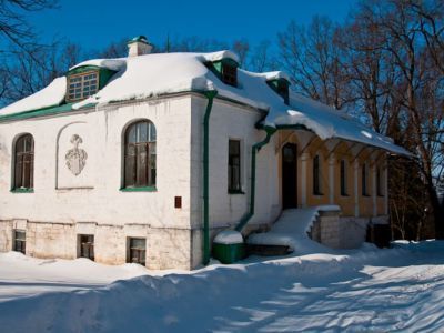 Жилой флигель