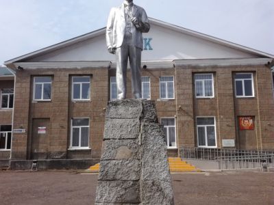 Памятник В.И. Ленину