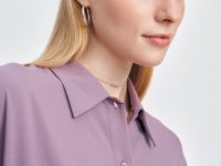 Блузка с коротким рукавом и отложным воротником