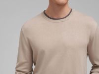 Легкий базовый джемпер полуприлегающего кроя