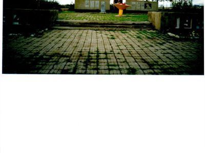 Братская могила 12 советских воинов, погибших в боях с фашистскими захватчиками