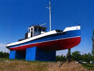 Памятный знак в память судокоманды к-за им. Ленина (малый буксир "Кашалот")