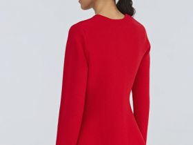 Кардиган с баской и золотыми пуговицами, Красный