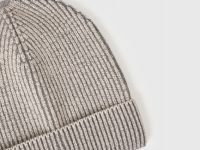 Вязаная шапка для девочек, Серый