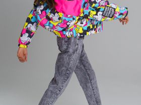 Ветровка  на флисе из мембранной ткани с принтом Disney для девочки