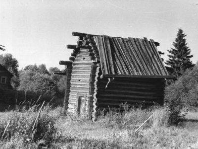 Амбар (деревянный)