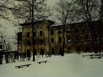 Здание с церковью иконы Божией Матери «Всех Скорбящих Радость»