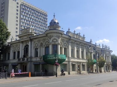 Дом Ушковой